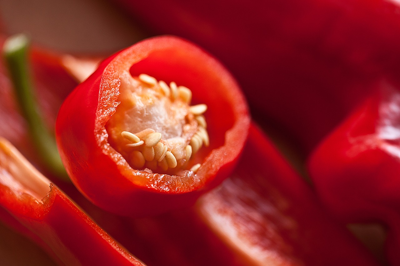 peppers, fruit, the inside of pimientothe pepper-671959.jpg